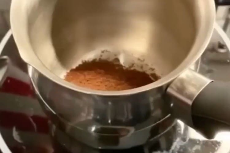 Приготовление бананового латте в домашних условиях: шаг 1