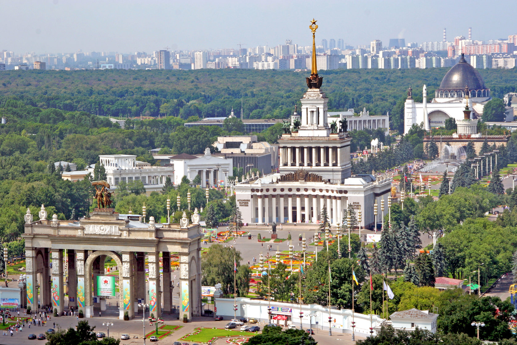 На что посмотреть в москве