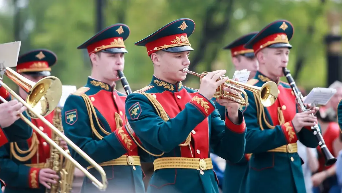 военно-духовой оркестр на фестивале