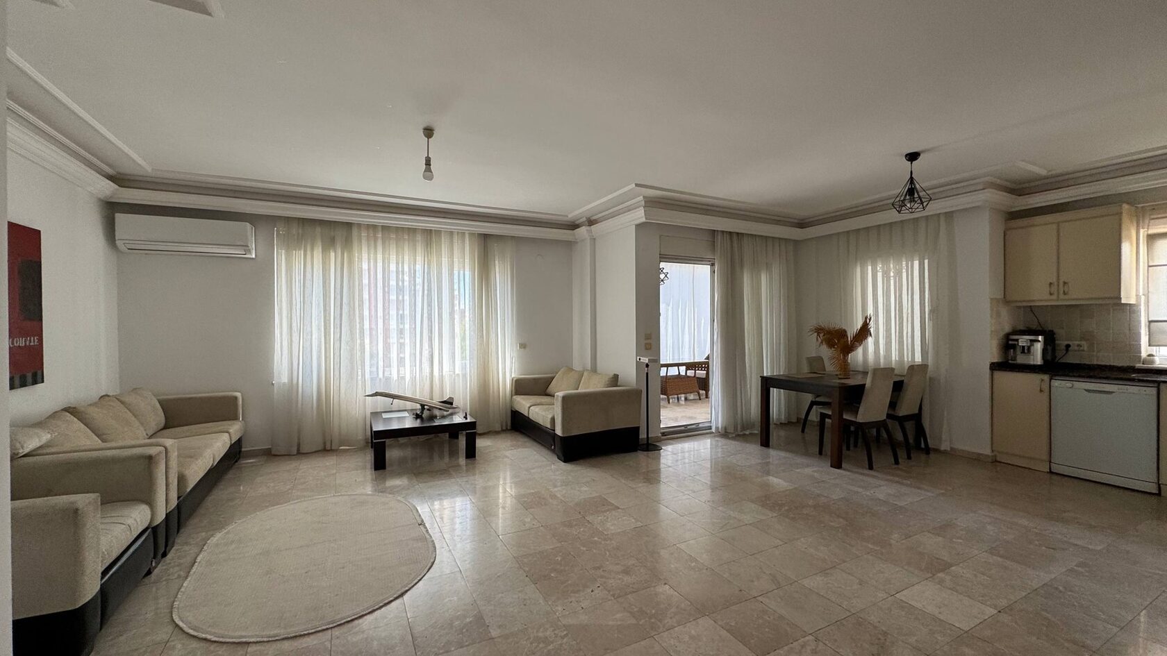 Alcon 16 · 2+1, 130 m²