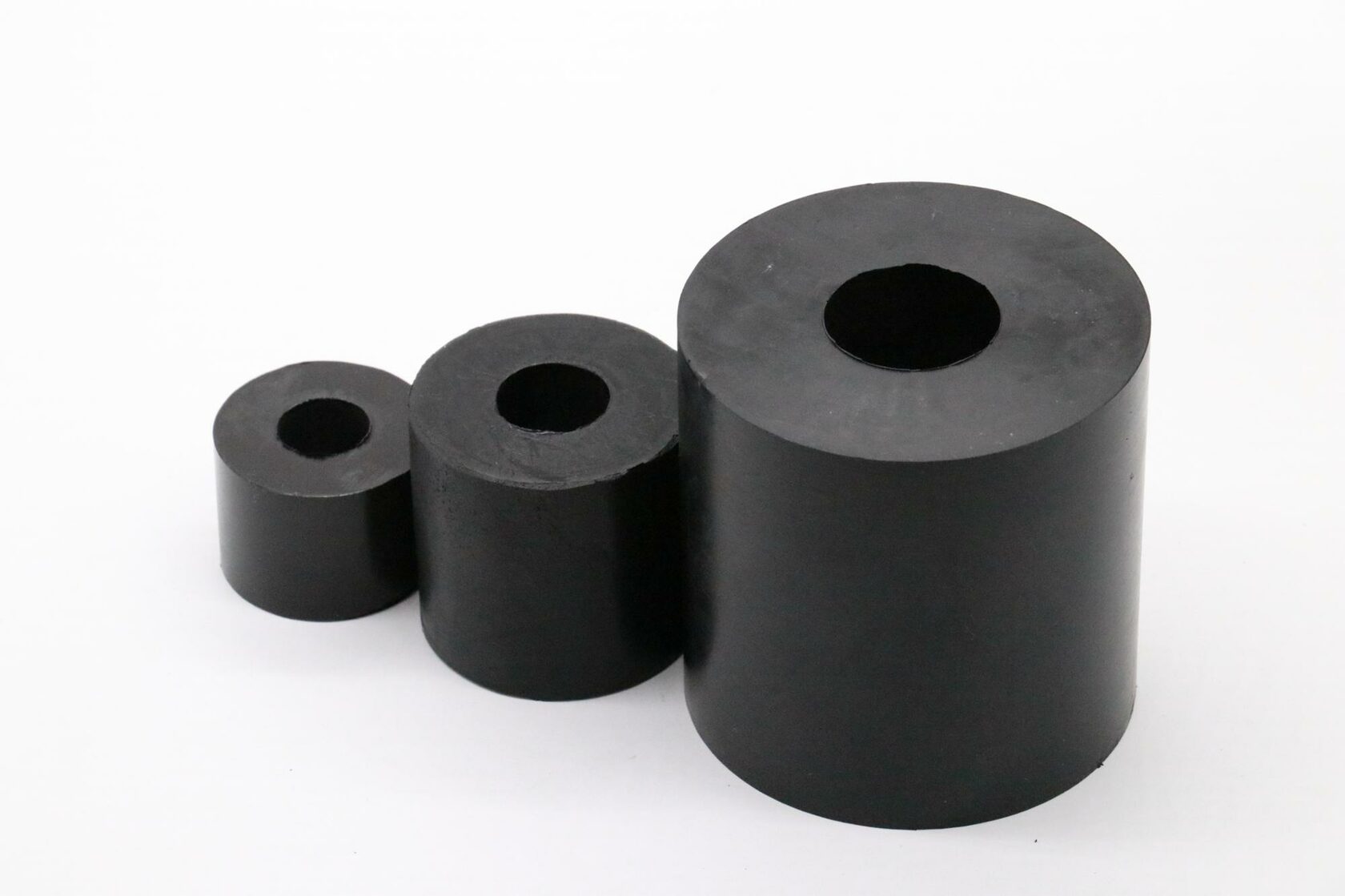 Сели резиновая. Буфер резиновый EPDM d80xd25x40. 034675 Rubber Buffer. 24.00.171 Silicone Buffer 7mm. Rubber Buffer 18201002 BWS.