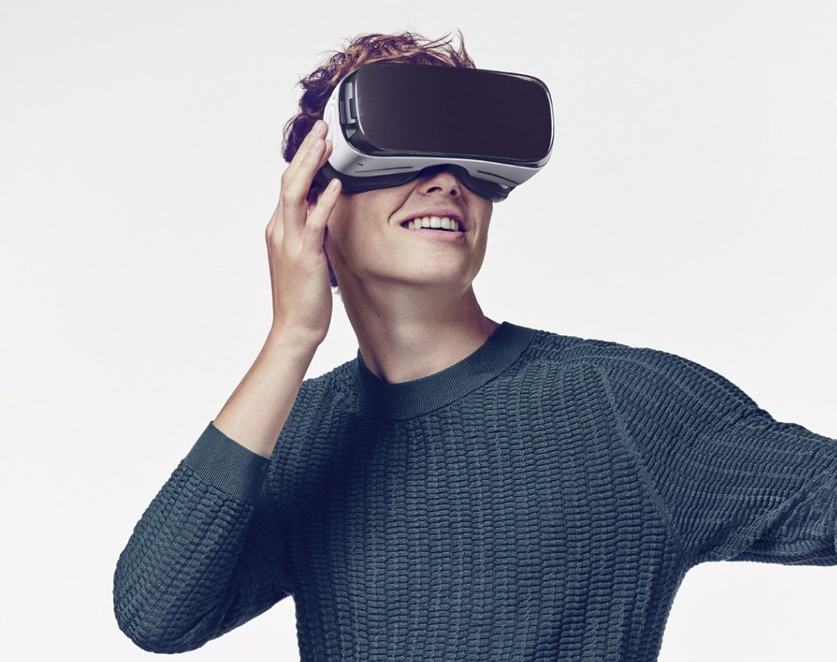 Картинка очки реальности. Samsung Gear VR Oculus. Samsung Gear VR Oculus Rift. Утопия виртуальной реальности. Атрибуты виртуальной реальности.