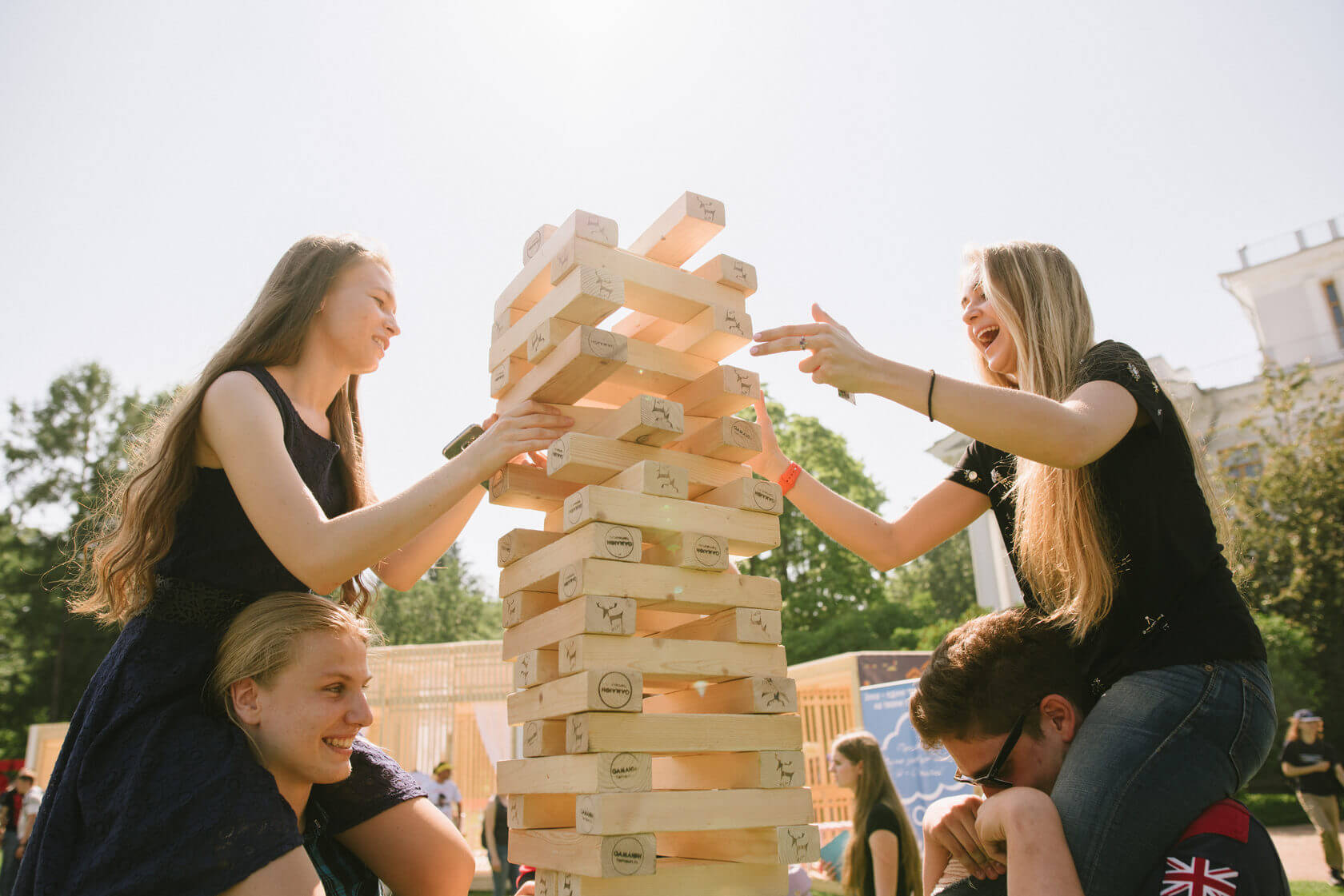 Гигантская дженга в аренду