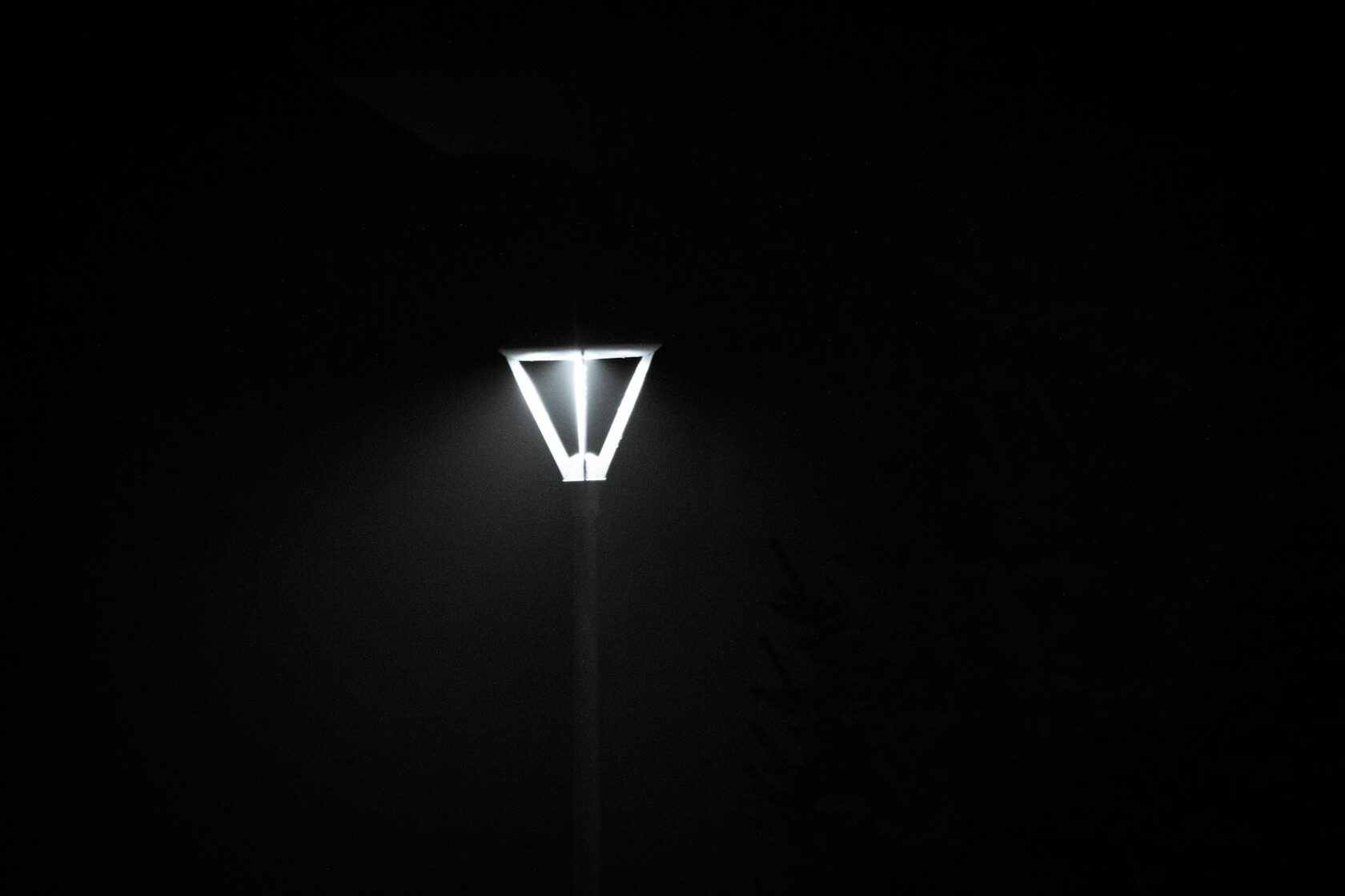 Логотип L&L Luce&Light
