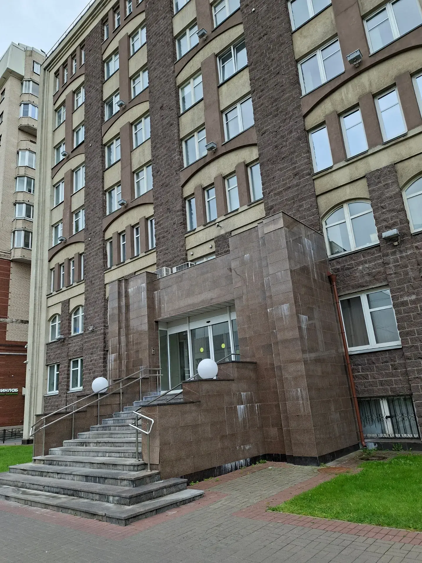 Здание по адресу Богатырский проспект, 2