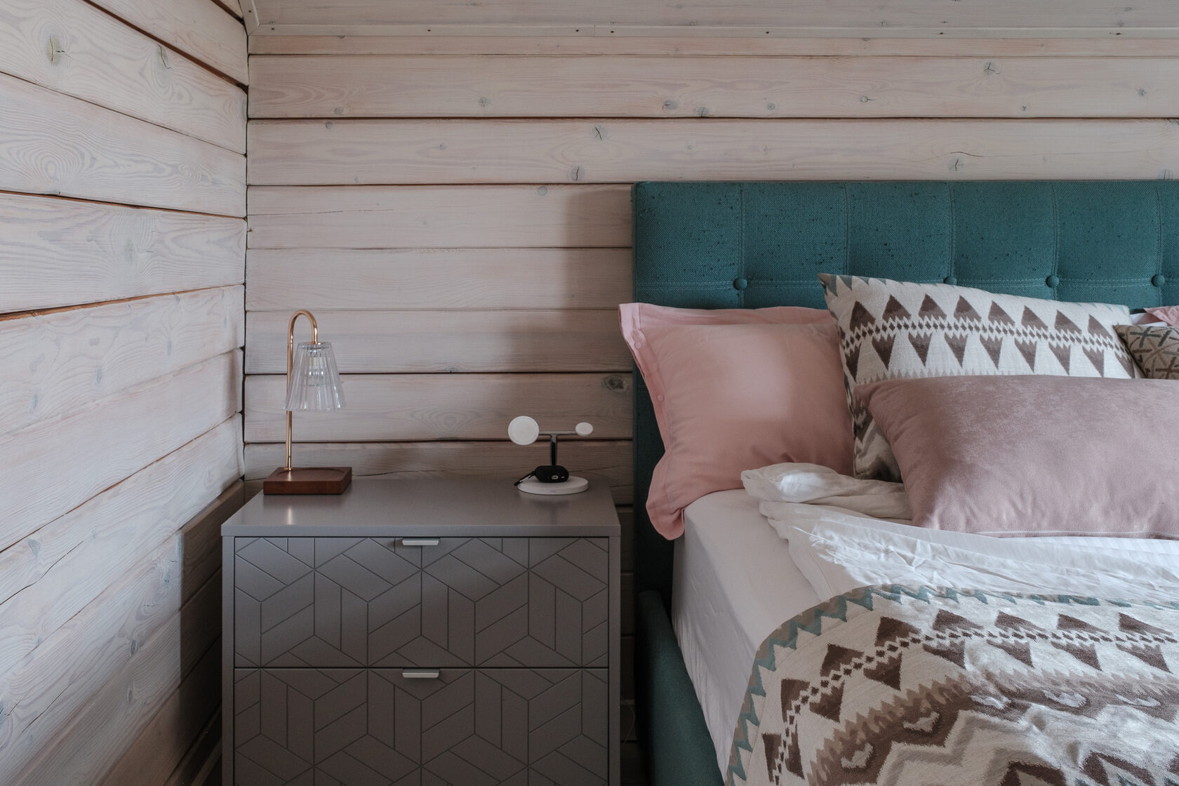 До применения плагина Retouch4me Fabric.