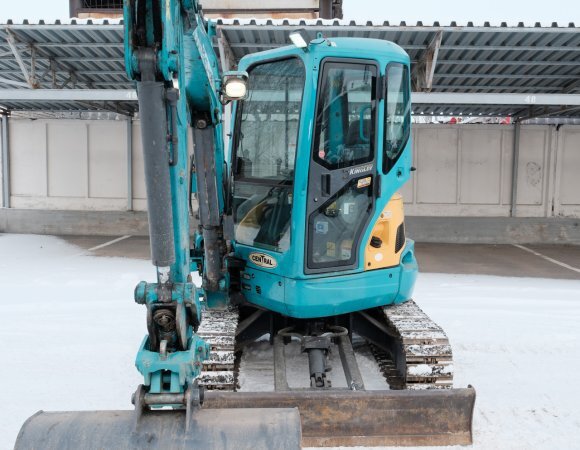 аренда мини-экскаватора Kubota U 35 зимой СПб