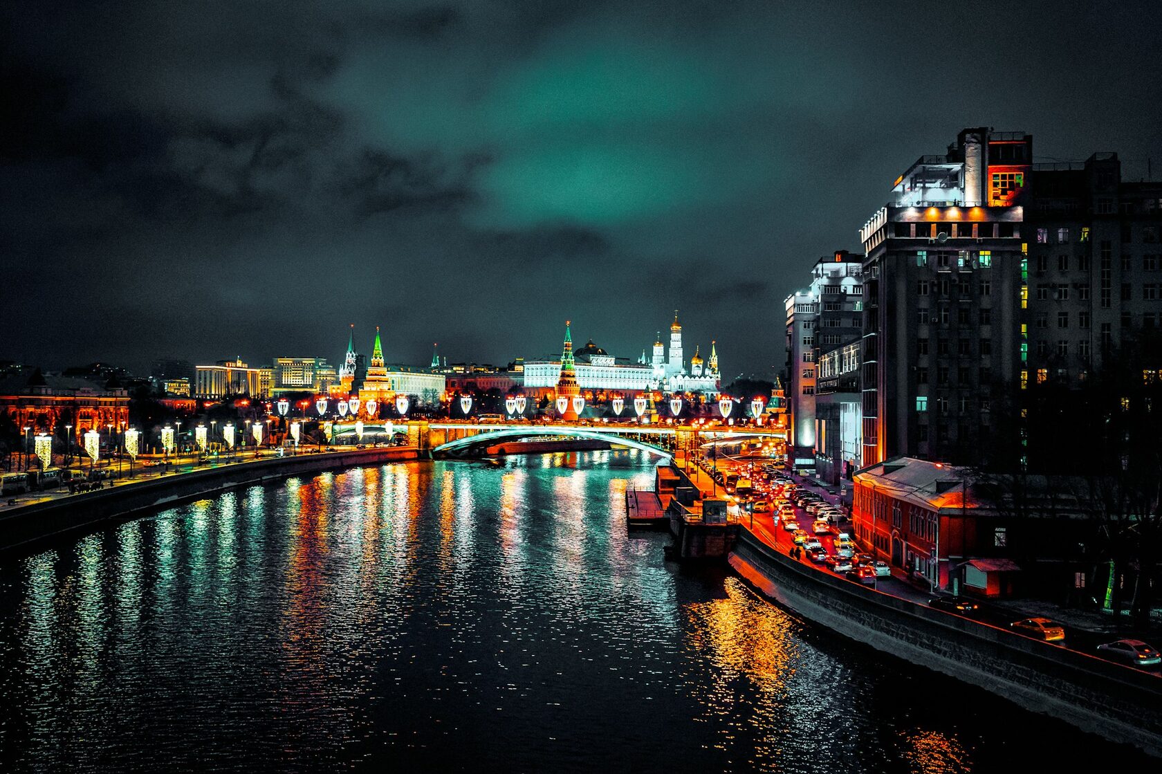 Москва ночью