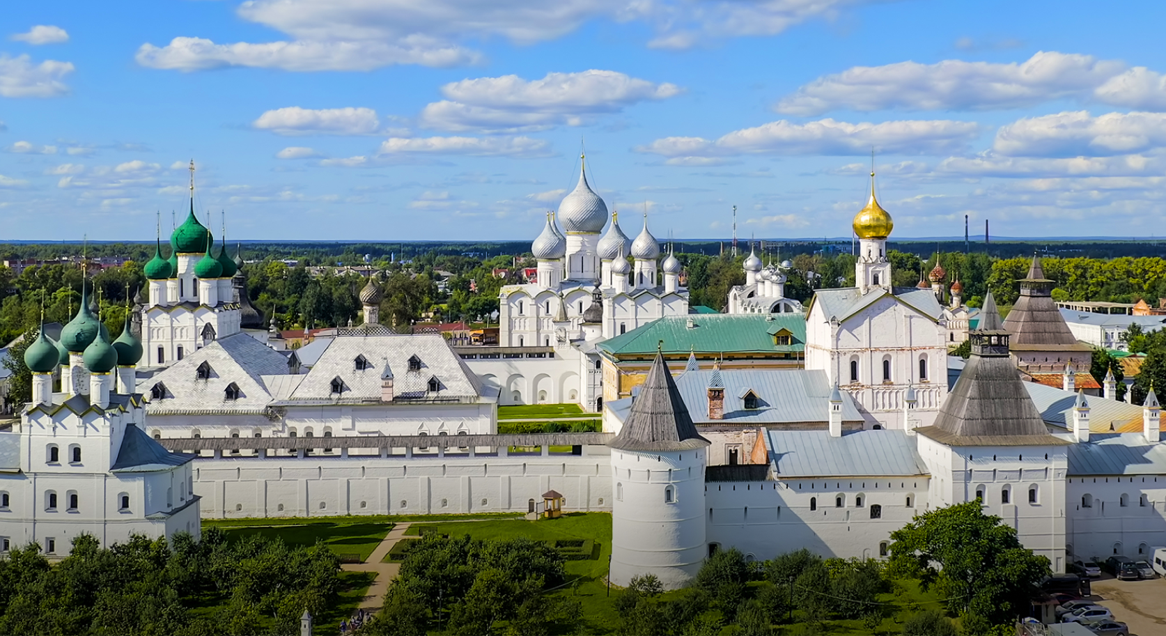 Численность ростова великого 2025. Ростов великий кремль смотровая площадка. театр ростова великого. ростов великий картинки.