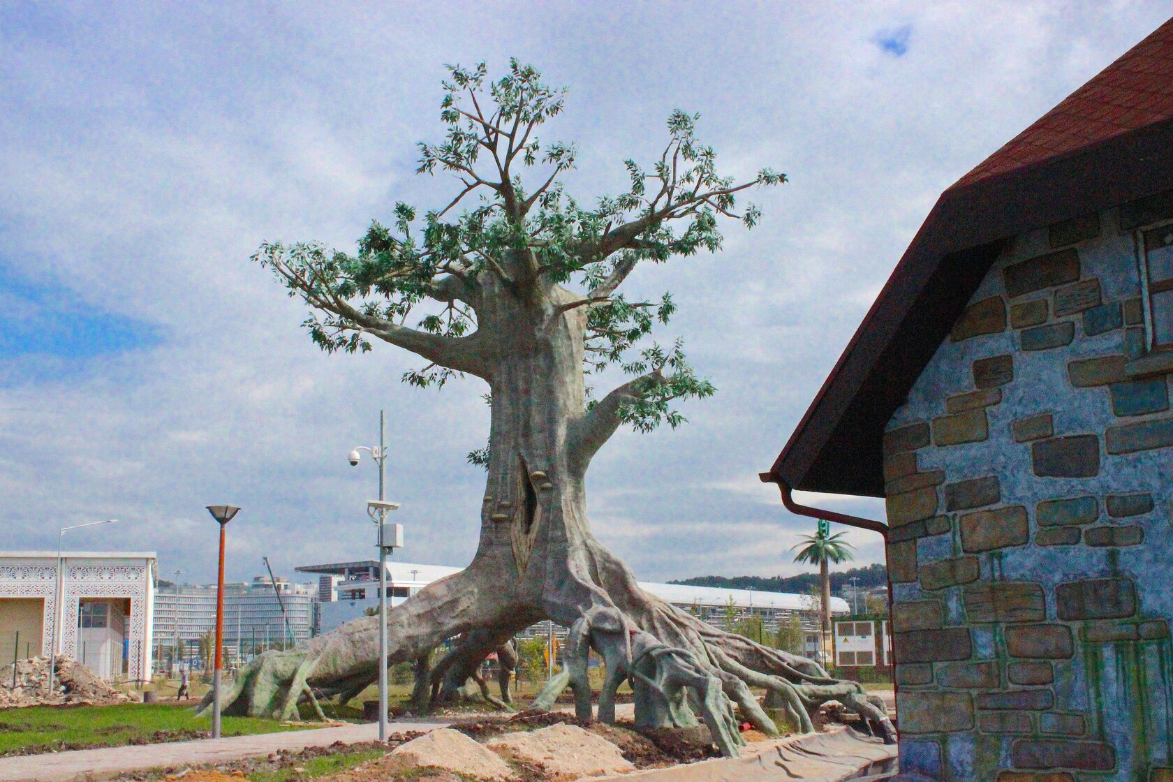 Искусственное дерево из арт бетона