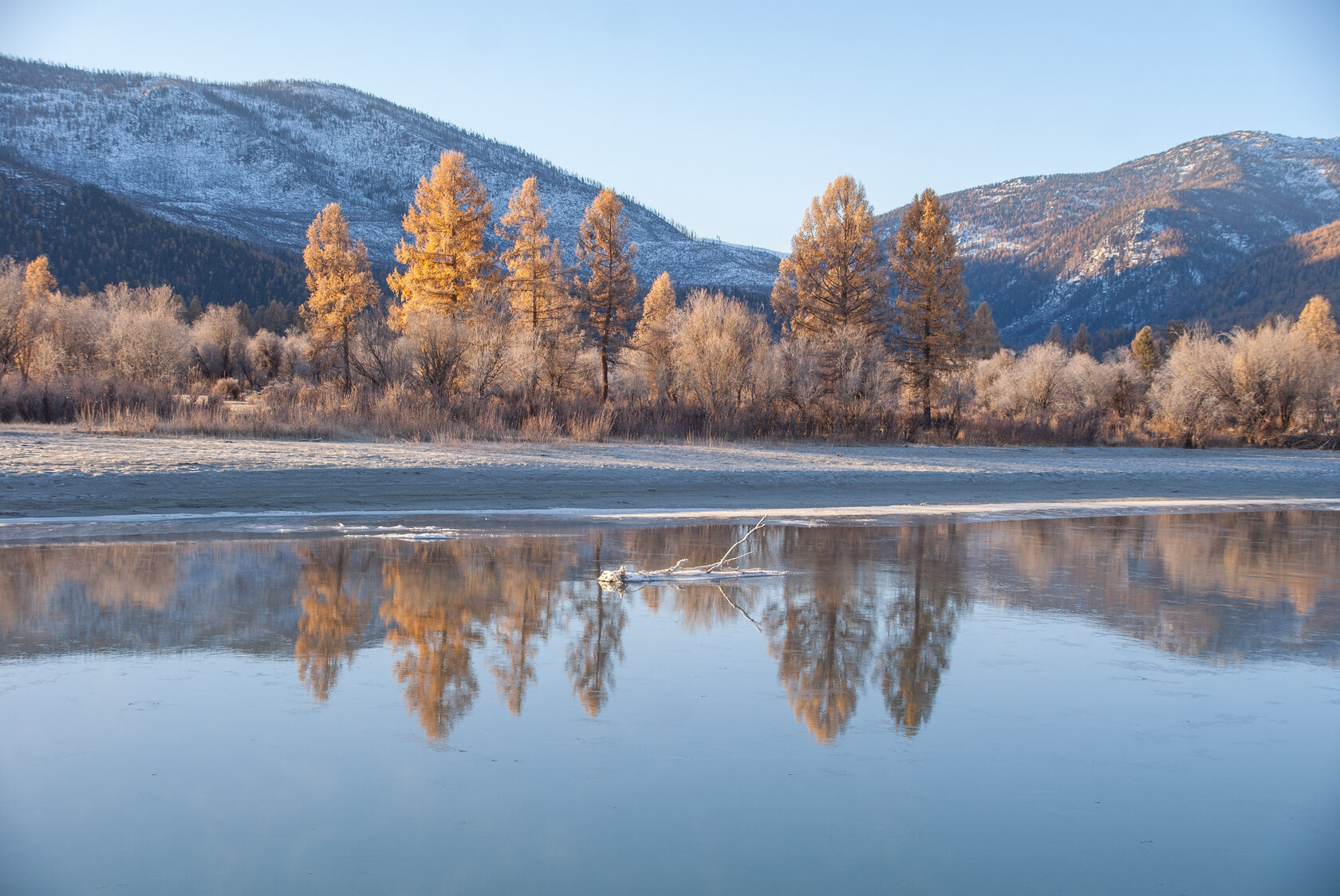 Озерная 53. Таежная речка Акшинка. Джазатор фото. АК-Алаха Алтай.