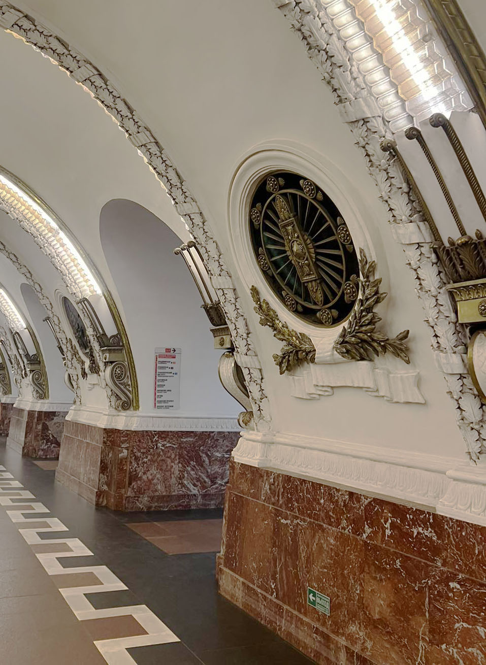 Площадь Восстания станция метро, Первая линия, Россия, Санкт-Петербург, Центральный район