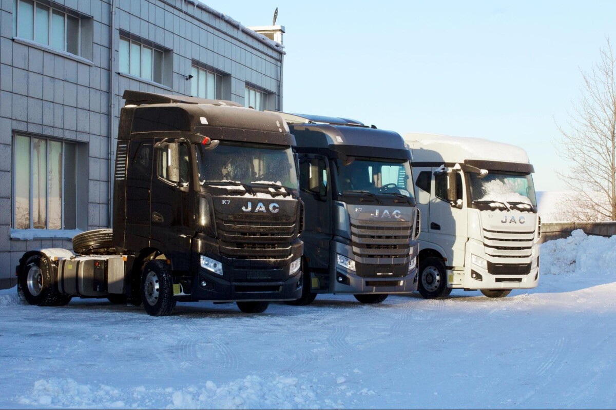 Почему лизинг тягачей JAC становится популярнее прямой покупки?