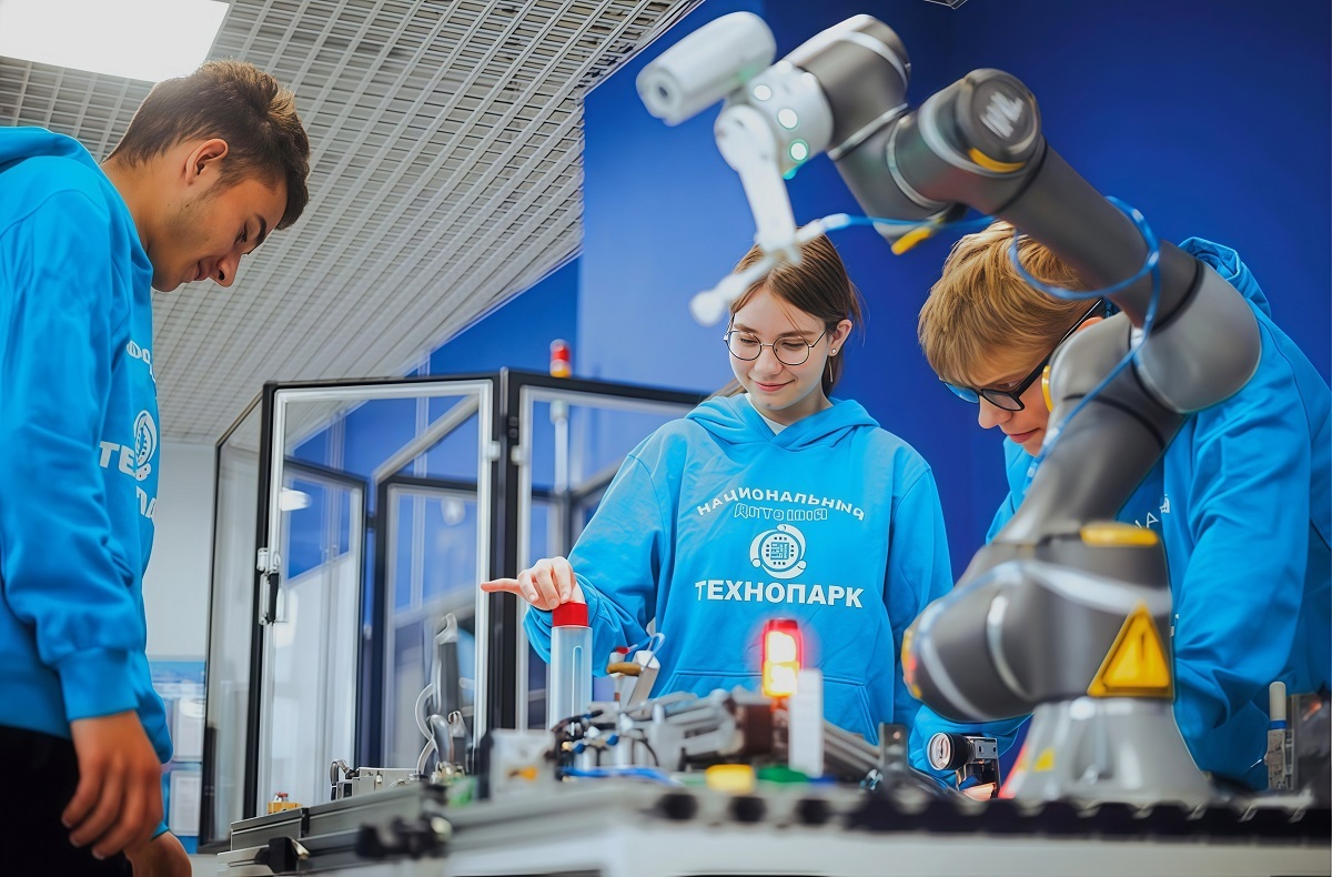 МГБот посетил национальный детский технопарк в Минске