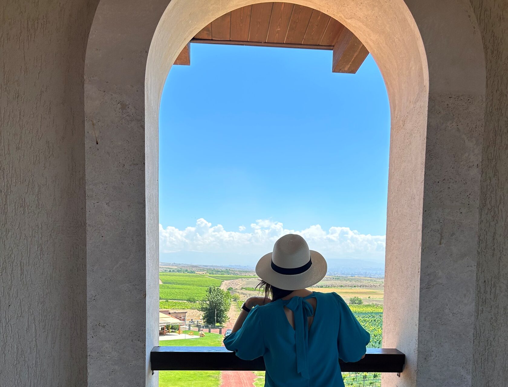 ахтамар. Nairi hotel erevan. армения туры 2024. большой каскад ереван. гехард монастырь армения.