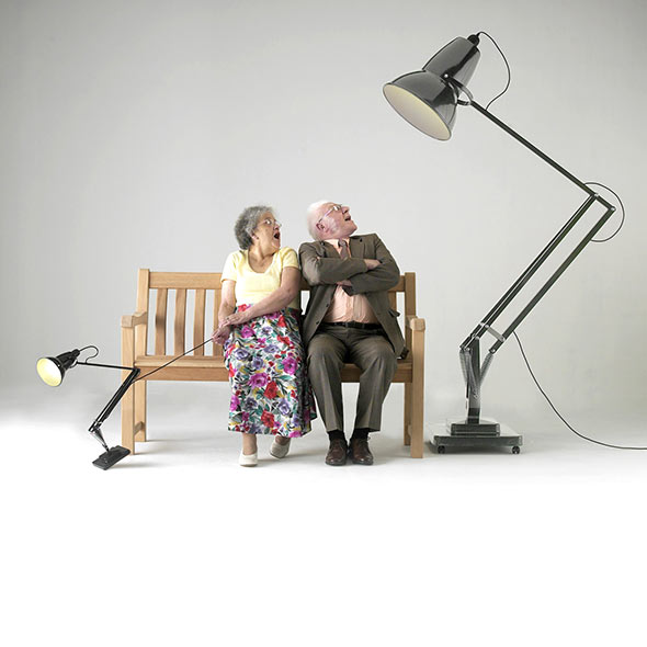 Сравнение размеров: от Mini Mini до Giant Floor Lamp в интерьере