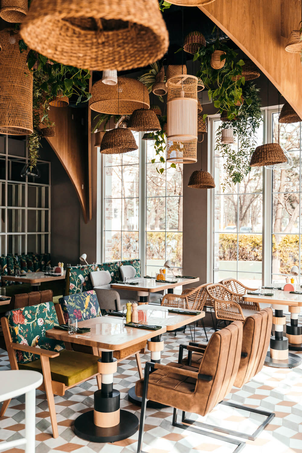 Ptichka-Nevelichka | Restaurant in Krasnodar | Official website