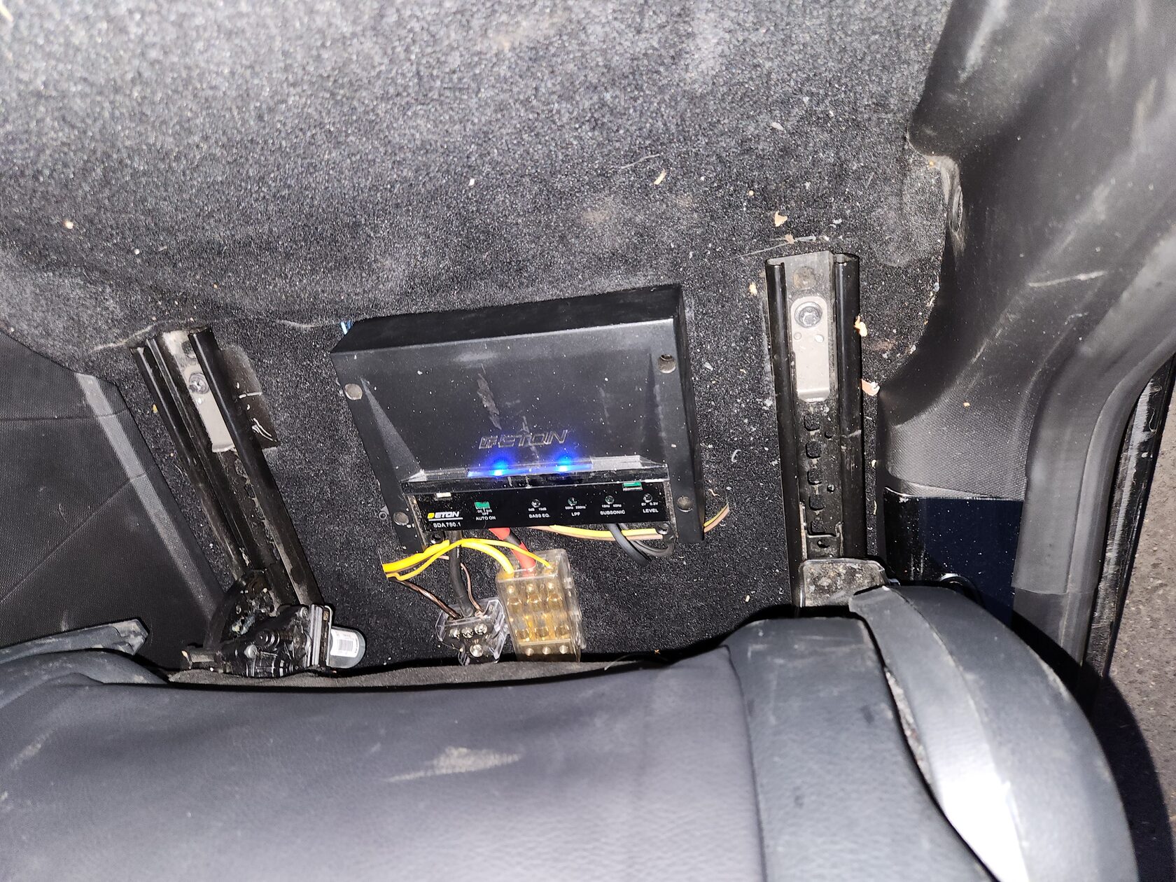 установка усилителей smart for two 453