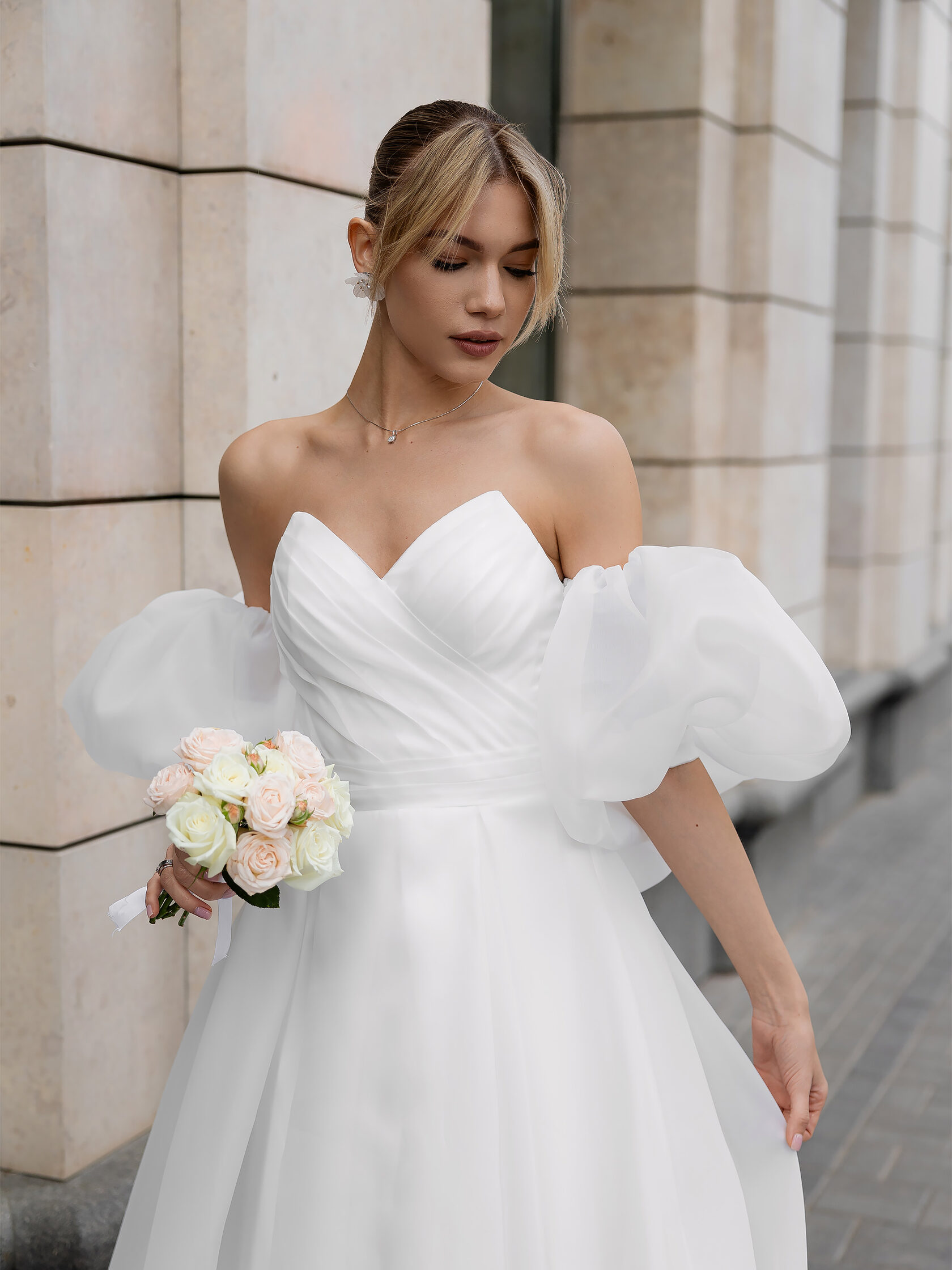 Свадебное платье легкое воздушное из органзы