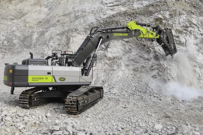 Гусеничный экскаватор