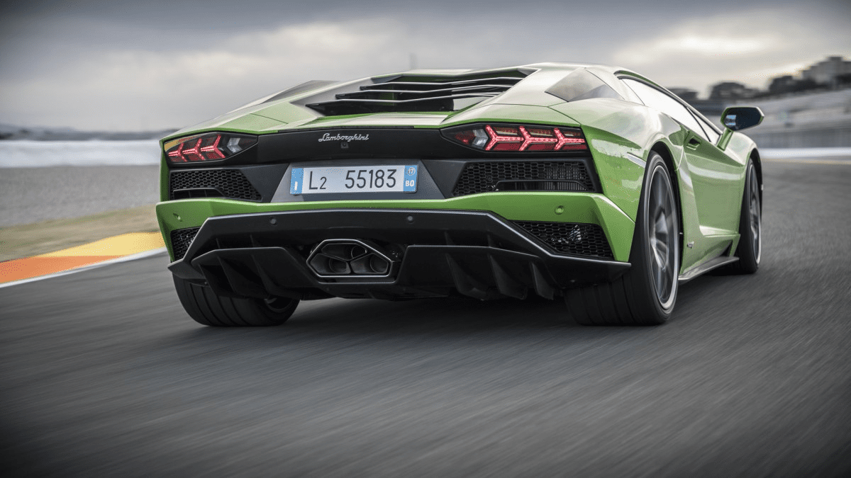 Обзор Lamborghini Aventador S