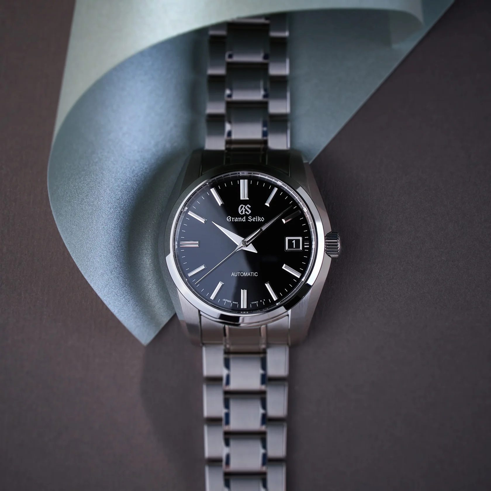 часы предметная съемка