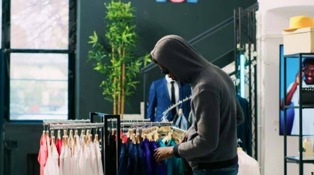 Установка базовой системы защиты и правильная организация пространства позволяет снизить уровень краж до 60–80 %