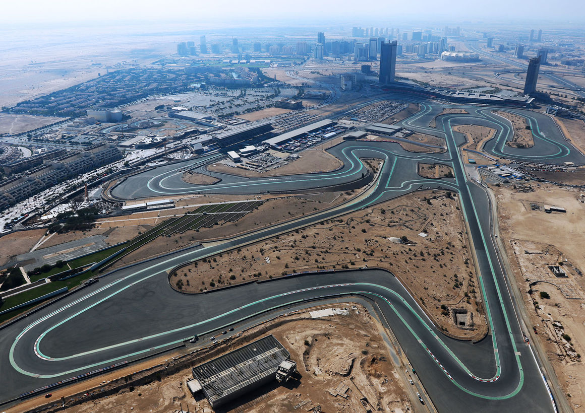 Дубай трасса. Dubai Autodrome. Автодром Dubai Autodrome. Автодром Дубаи Дубайский.