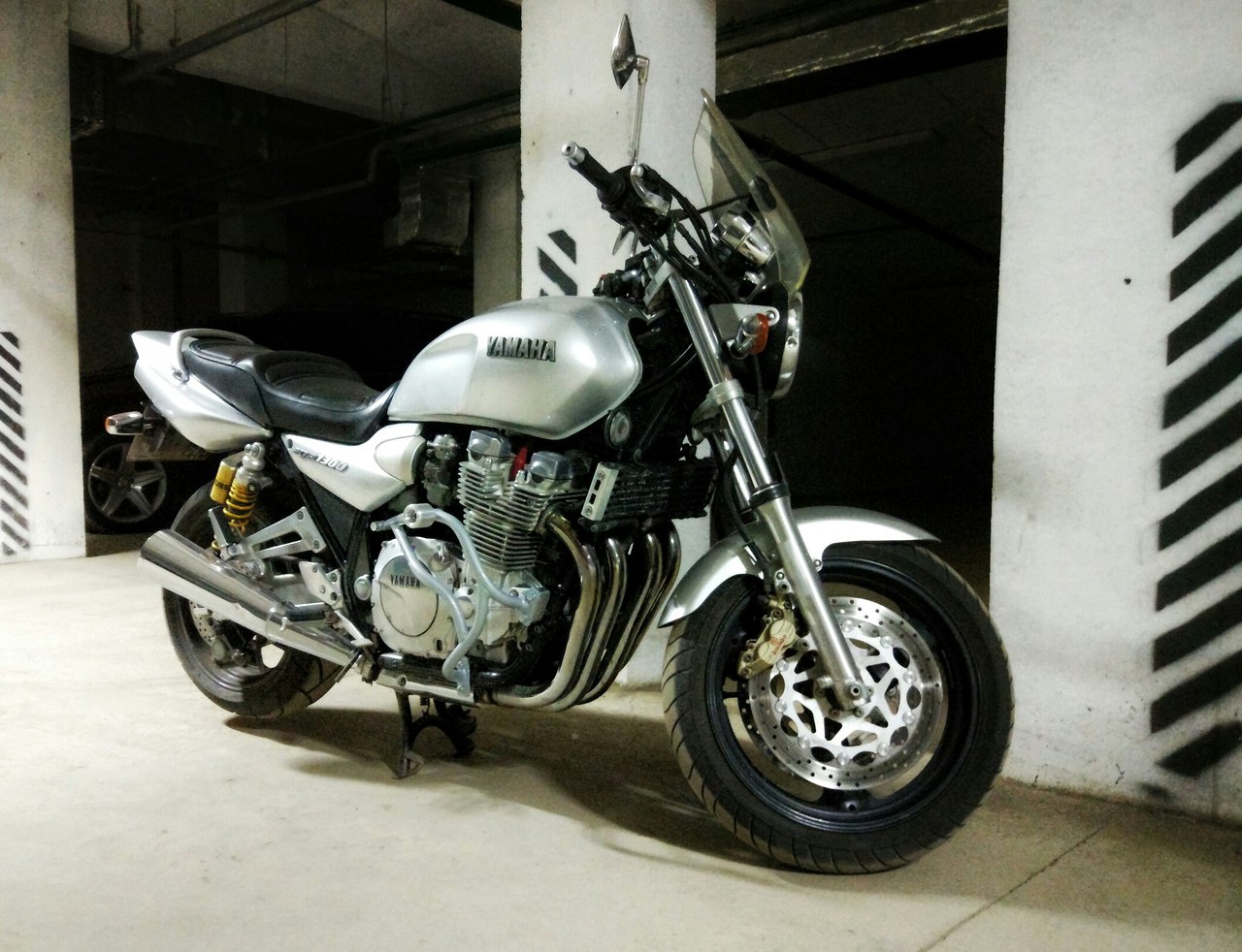 Yamaha xjr1200