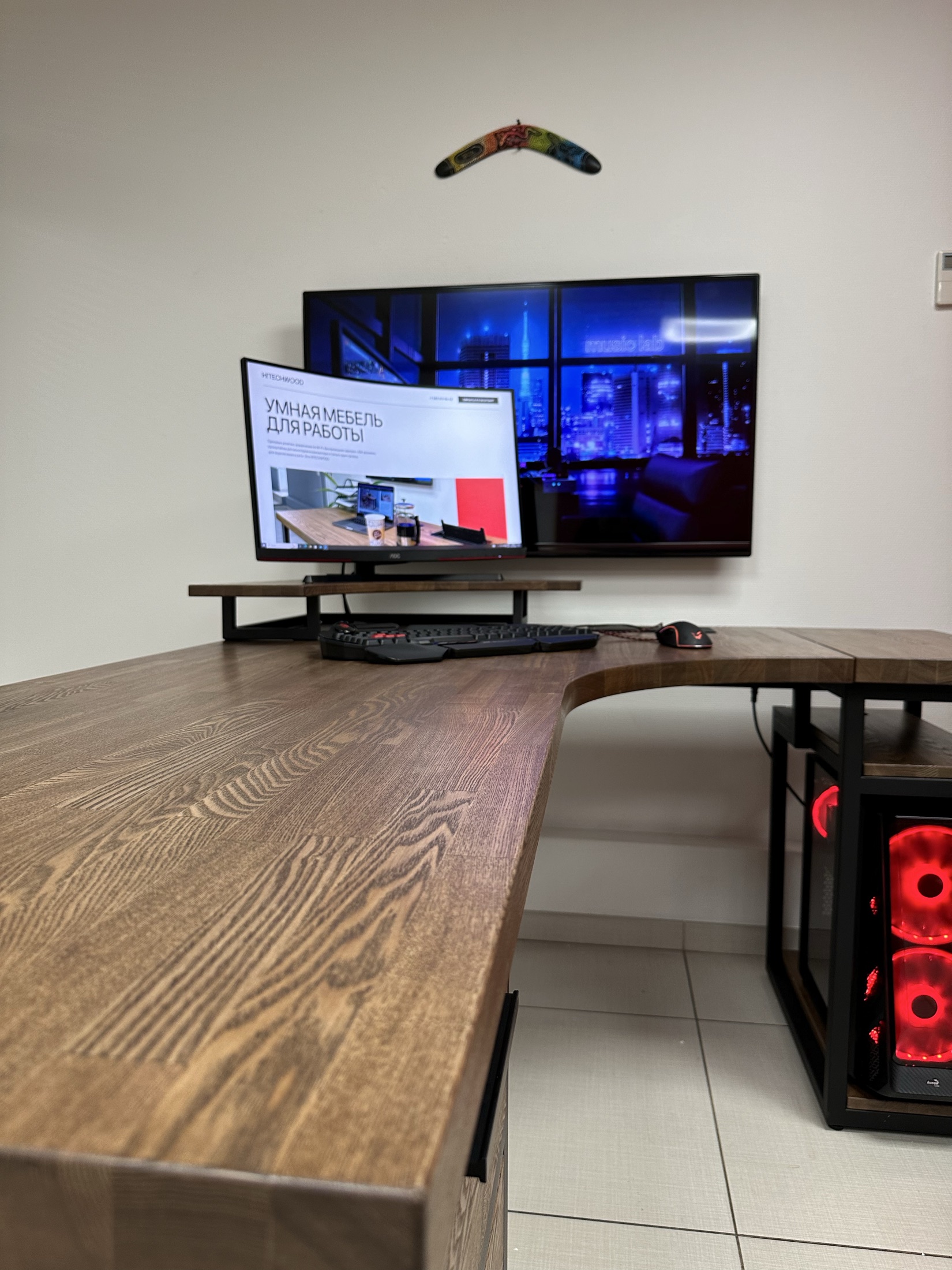 Угловой стол Workstation из массива по индивидуальным размерам