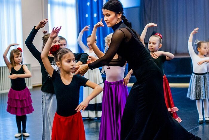 Dance academy смоленск. Академия танца Подольск. Академия танцев Череповец. Академия танца Самара. Академия танцы Шолохова Москва.