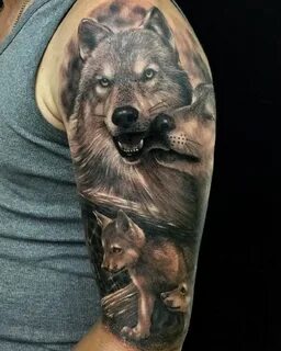 Tattoo wolf