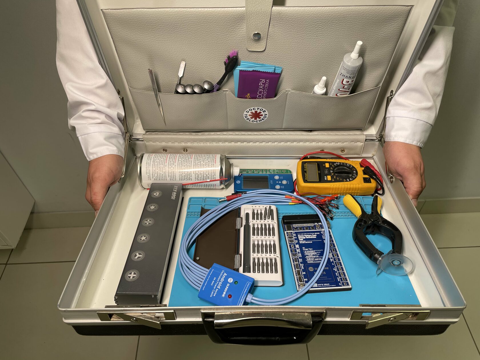 Доктор яблочков