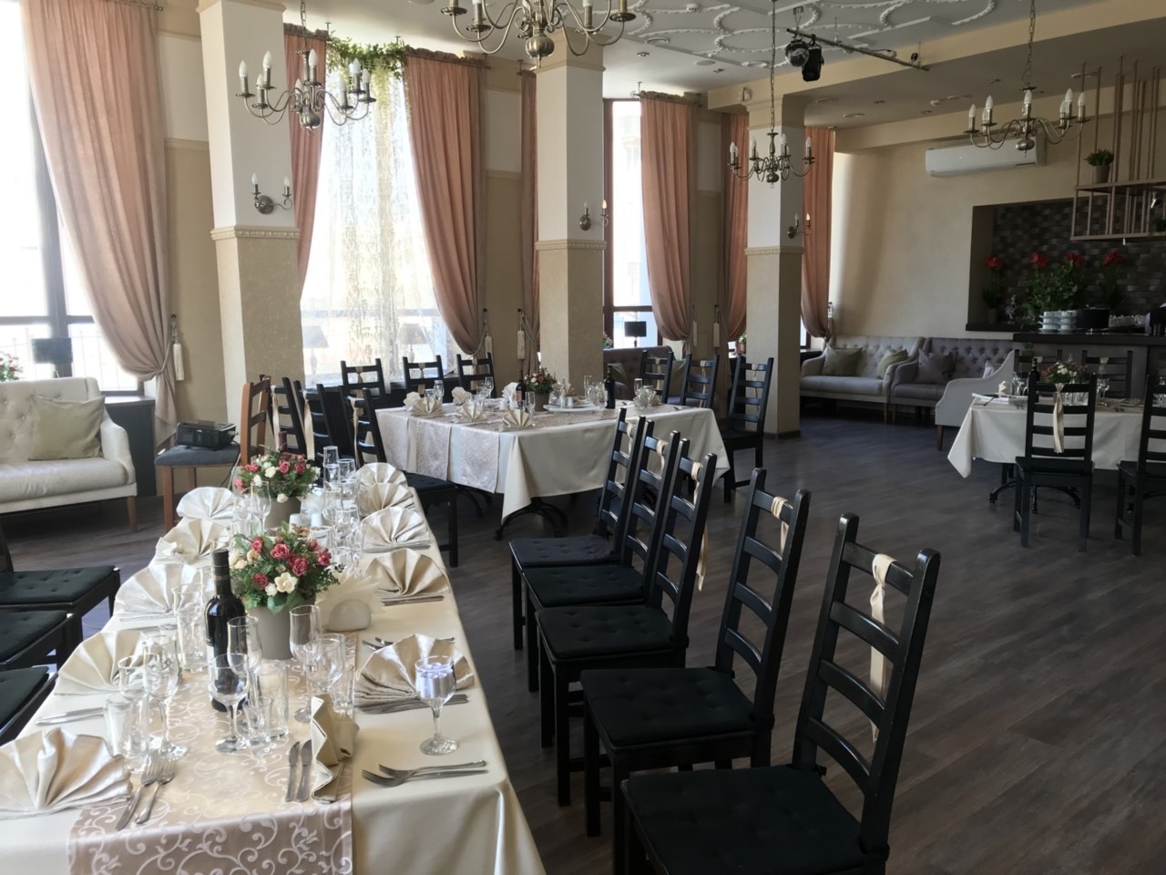 Шелк ул тимирязева. Тимирязева ресторан шелк. Шёлк ресторан в самаре. Кафе шелк саров. Тимирязева, 41.