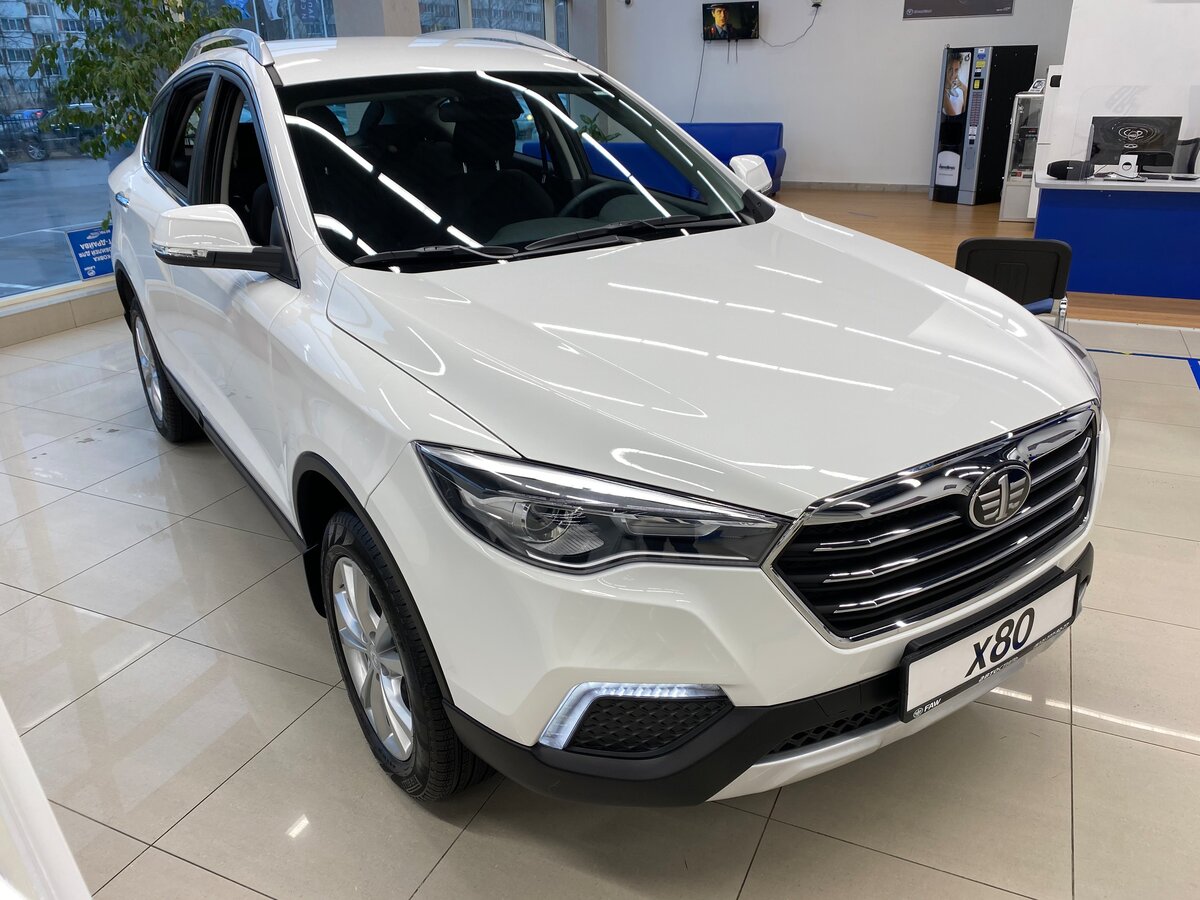 Купить FAW Besturn X80 в Санкт-Петербурге