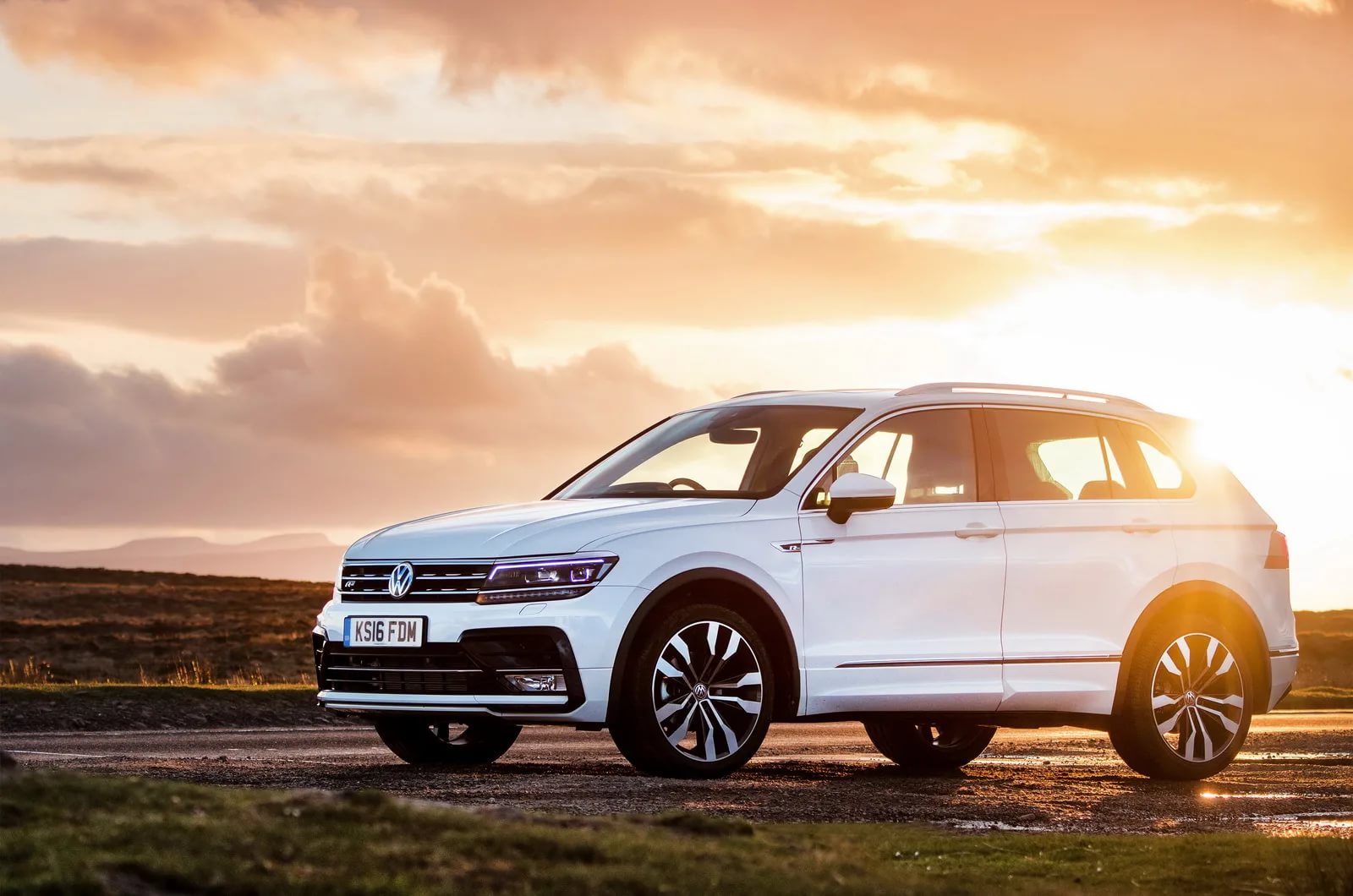 Volkswagen Tiguan 2016 Р±РµР»С‹Р№