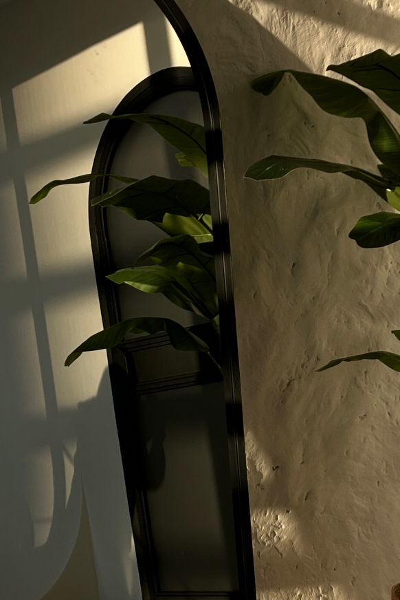 Фотостудия STUDIO’19 в Челябинске 2 оранжевое кресло