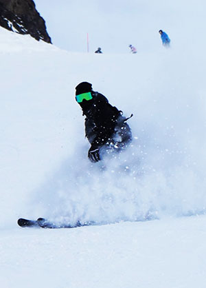 инструктор газпром Лаура2025