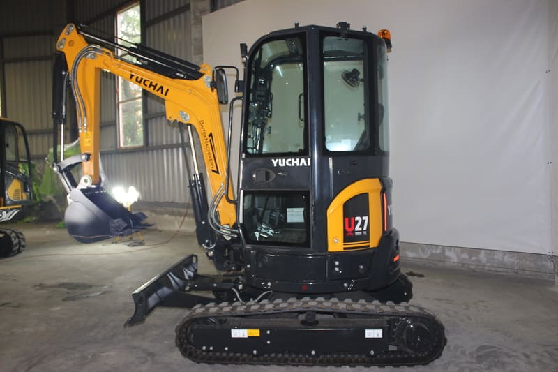 Мини экскаватор Yuchai U27