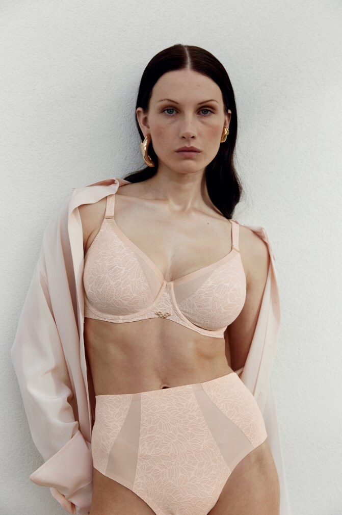 Chantelle Pure Lace - бюстгальтер для большой груди