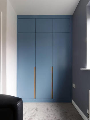 шкаф в детскую комнату с полками Минск