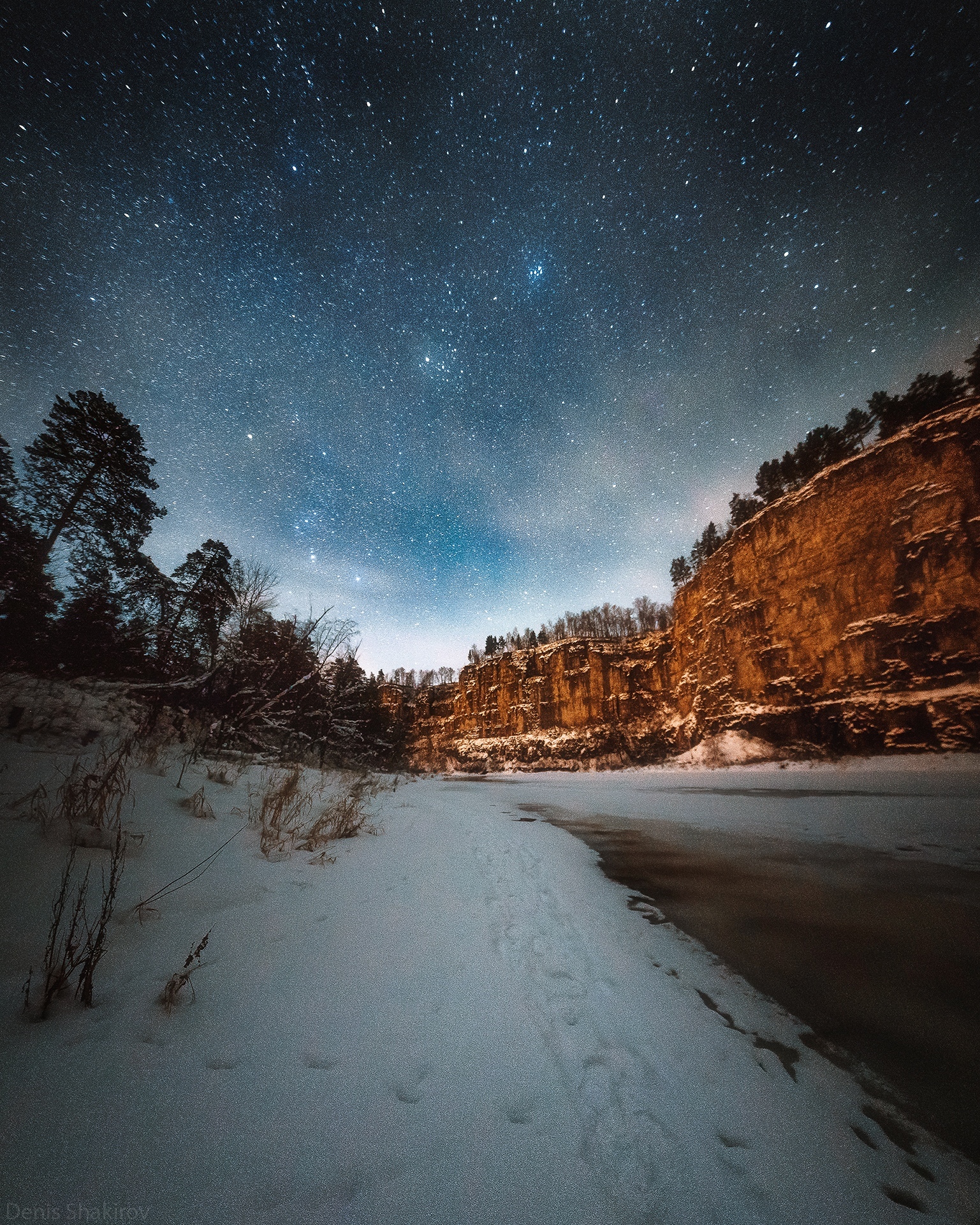 Ночная зимняя река
