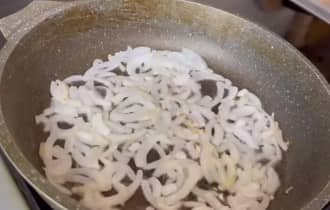 Приготовление шакшуки с болгарским перцем и помидорами: шаг 5