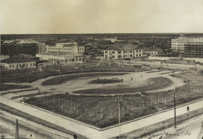 Якутск раньше. Дом-музей якутская политссылка. Старый город якутск. Ретро якутск. Якутск раньше.