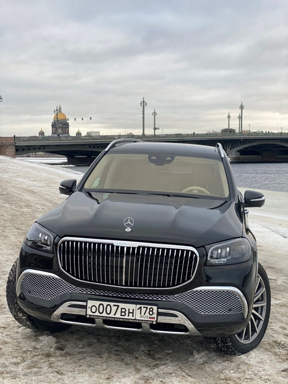 Где взять в аренду Maybach GLS 2021 с водителем в Санкт-Петербурге