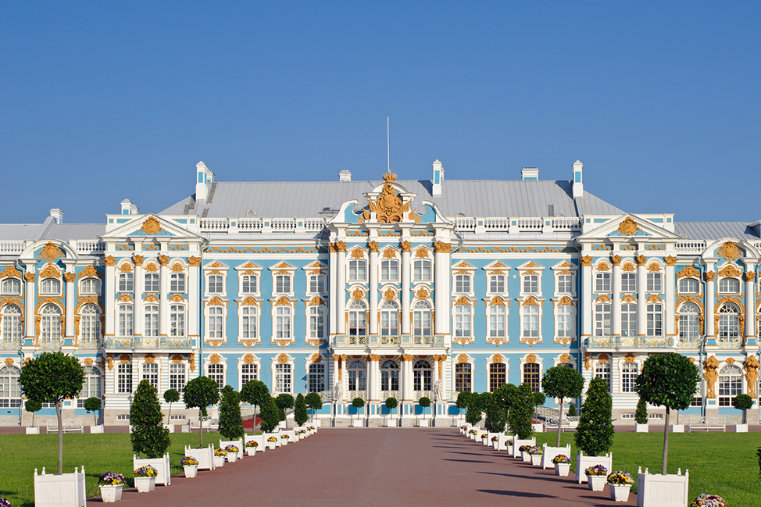 Walking Tour of Catherine Palace near St. Petersburg