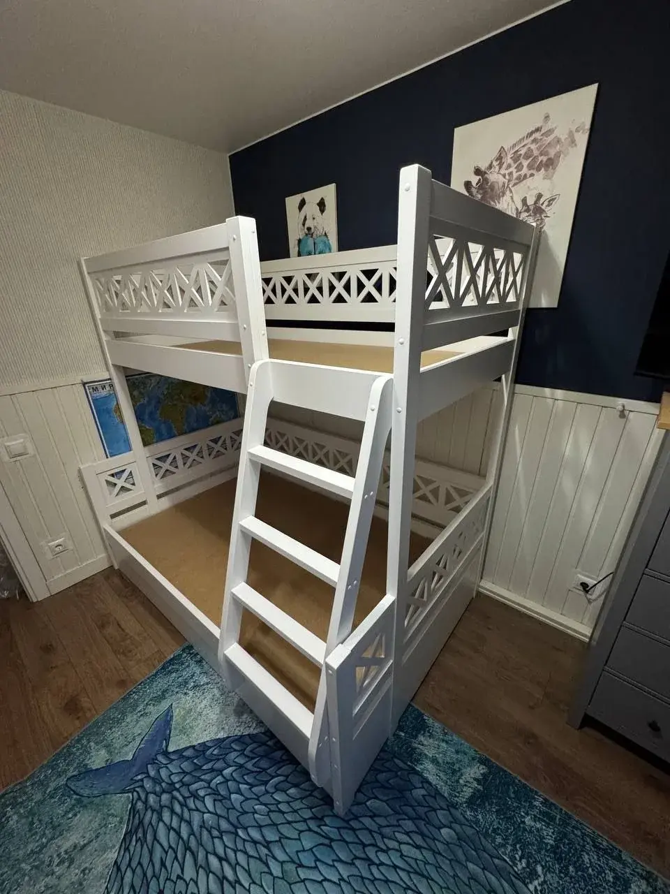 Готовая двухъярусная кровать Treebed в интерьере