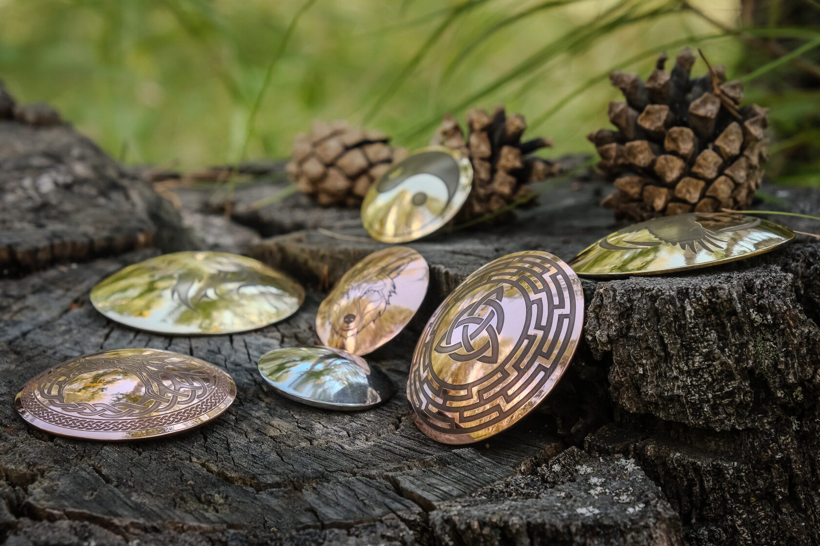 Шаманские зеркала и обереги