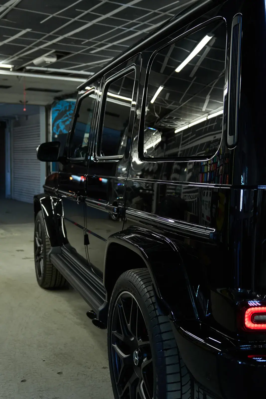 Mercedes-Benz G-Class — прозрачная защитная плёнка на чёрном кузове, фото 4