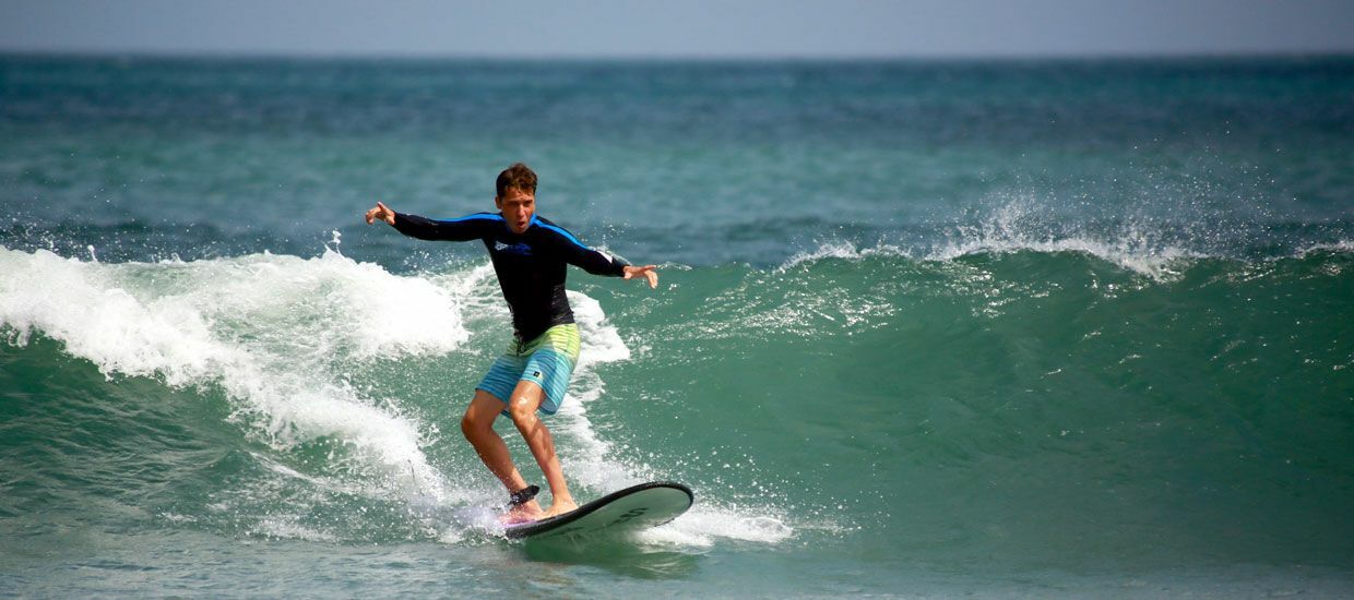 Серфе серфе последняя версия. Феликс Surfin. Серф стиль. Обучение серфингу. Серфинг тренировка.